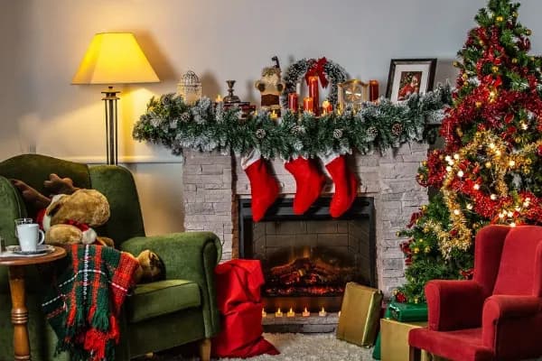 Jakie ozdoby na kominek wybrać, aby zaskoczyć swoich gości?